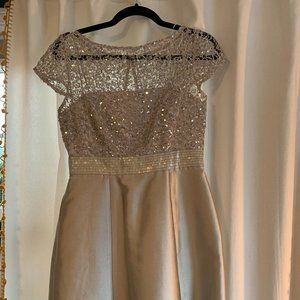 Kay Unger Lace Moir Women’s Cocktail Dress Sequins Silver size 6